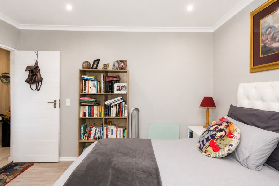 2 Bedroom Property for Sale in Table View Western Cape